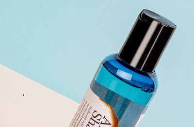 Grundlagt i 2005, har 13.000 kvadratmeter standard fabriksbygninger, er en samling af forskning og udvikling, produktion og salg i en af ​​kosmetiske emballagematerialer virksomheder.